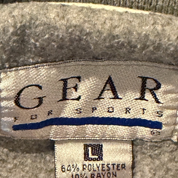 Yale University Vintage Embroidered Stitch Gear For Sports Mens Size Large - Picture 4 of 7